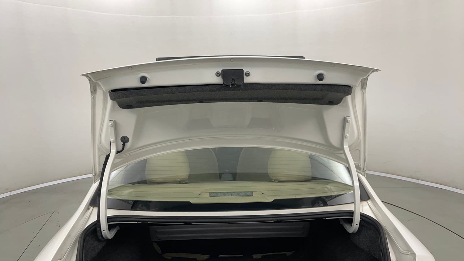 Used 2019 Skoda Rapid Ambition 1.6 MPI AT Petrol Automatic interior DICKY DOOR OPEN VIEW