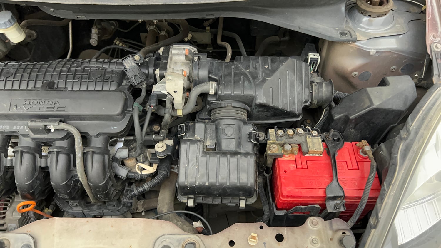 Used 2014 Honda Amaze 1.2 S i-VTEC Petrol Manual engine ENGINE LEFT SIDE VIEW