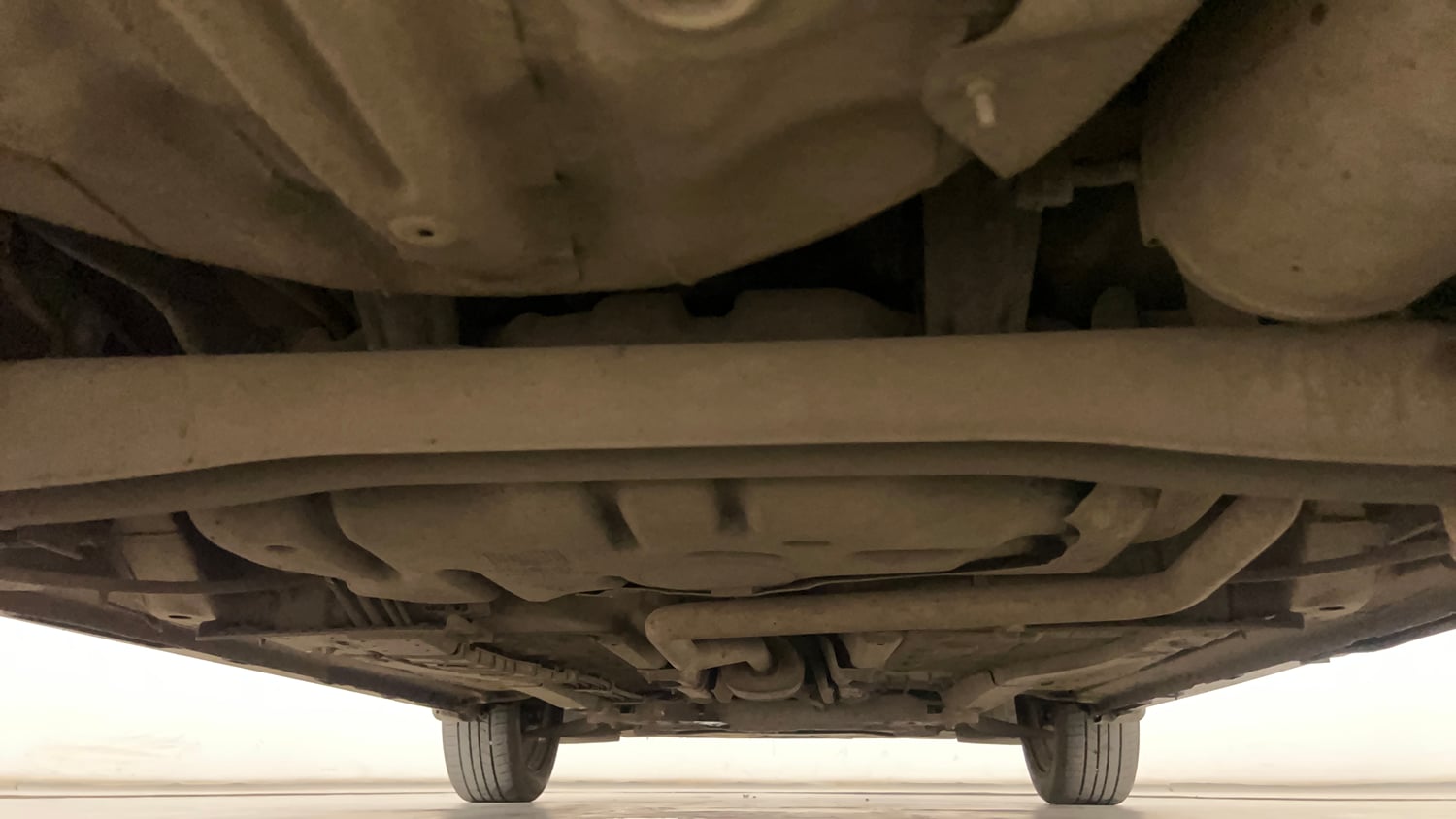 Used 2023 Hyundai i20 Sportz 1.2 IVT Petrol Automatic extra REAR UNDERBODY VIEW (TAKEN FROM REAR)