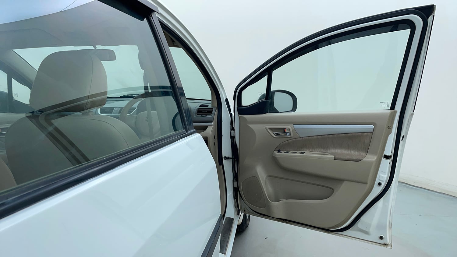 Used 2013 Maruti Suzuki Ertiga Vxi Petrol Manual interior RIGHT FRONT DOOR OPEN VIEW