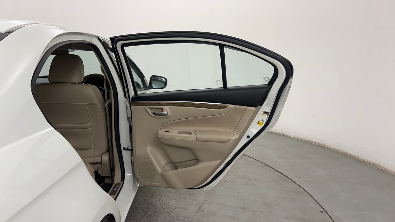 Used 2022 Maruti Suzuki Ciaz Zeta 1.5 Petrol Manual interior RIGHT REAR DOOR OPEN VIEW