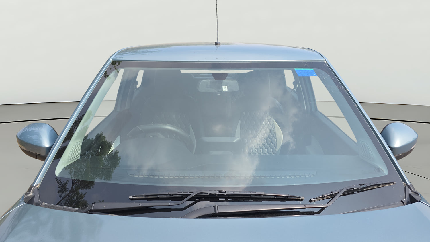 Used 2023 Tata Punch Accomplished MT Petrol Manual exterior FRONT WINDSHIELD VIEW
