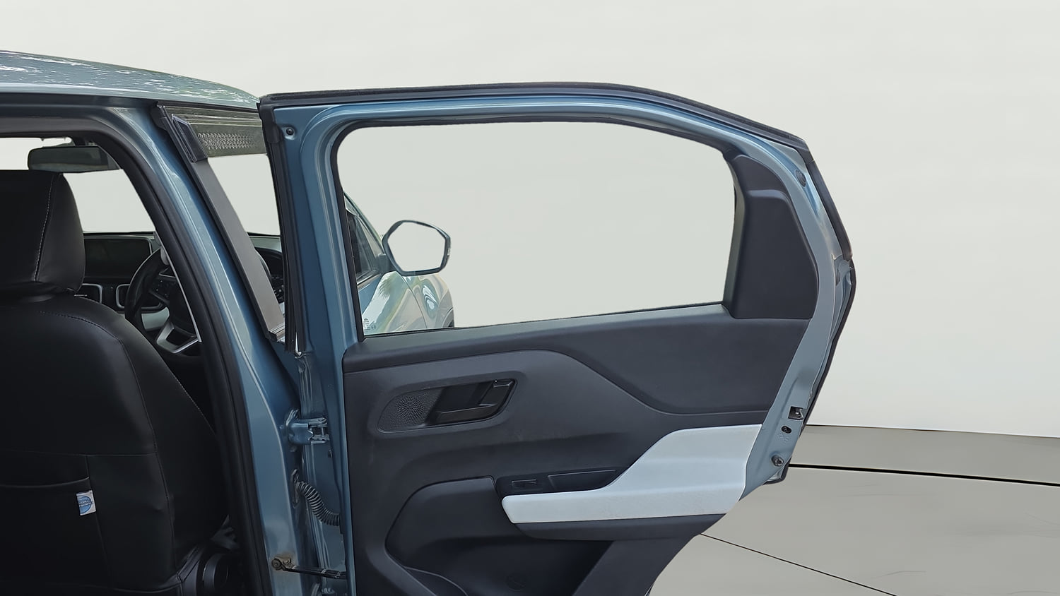 Used 2023 Tata Punch Accomplished MT Petrol Manual interior RIGHT REAR DOOR OPEN VIEW
