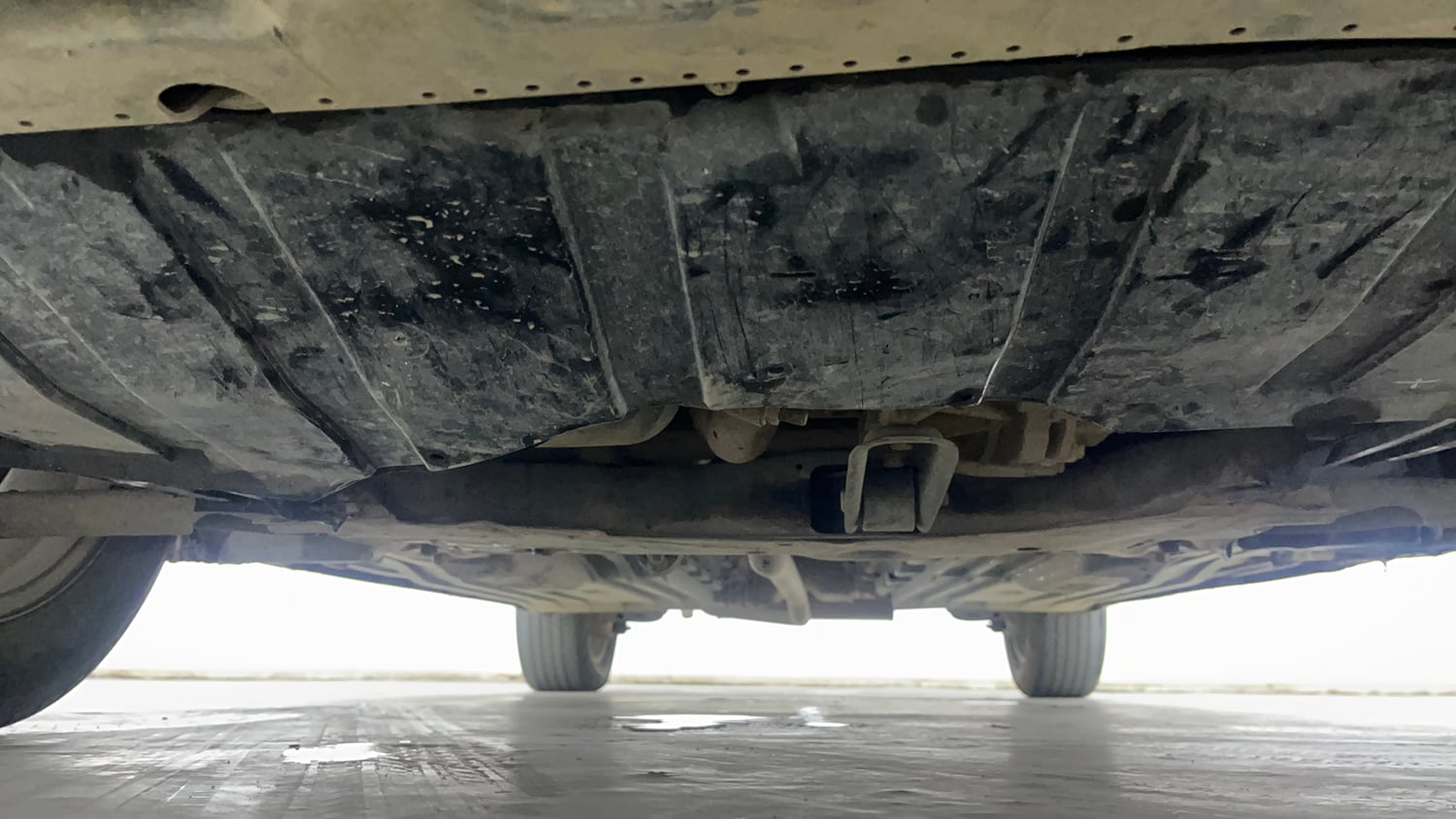 Used 2018 Maruti Suzuki S-Cross Zeta 1.3 Diesel Manual extra FRONT LEFT UNDERBODY VIEW