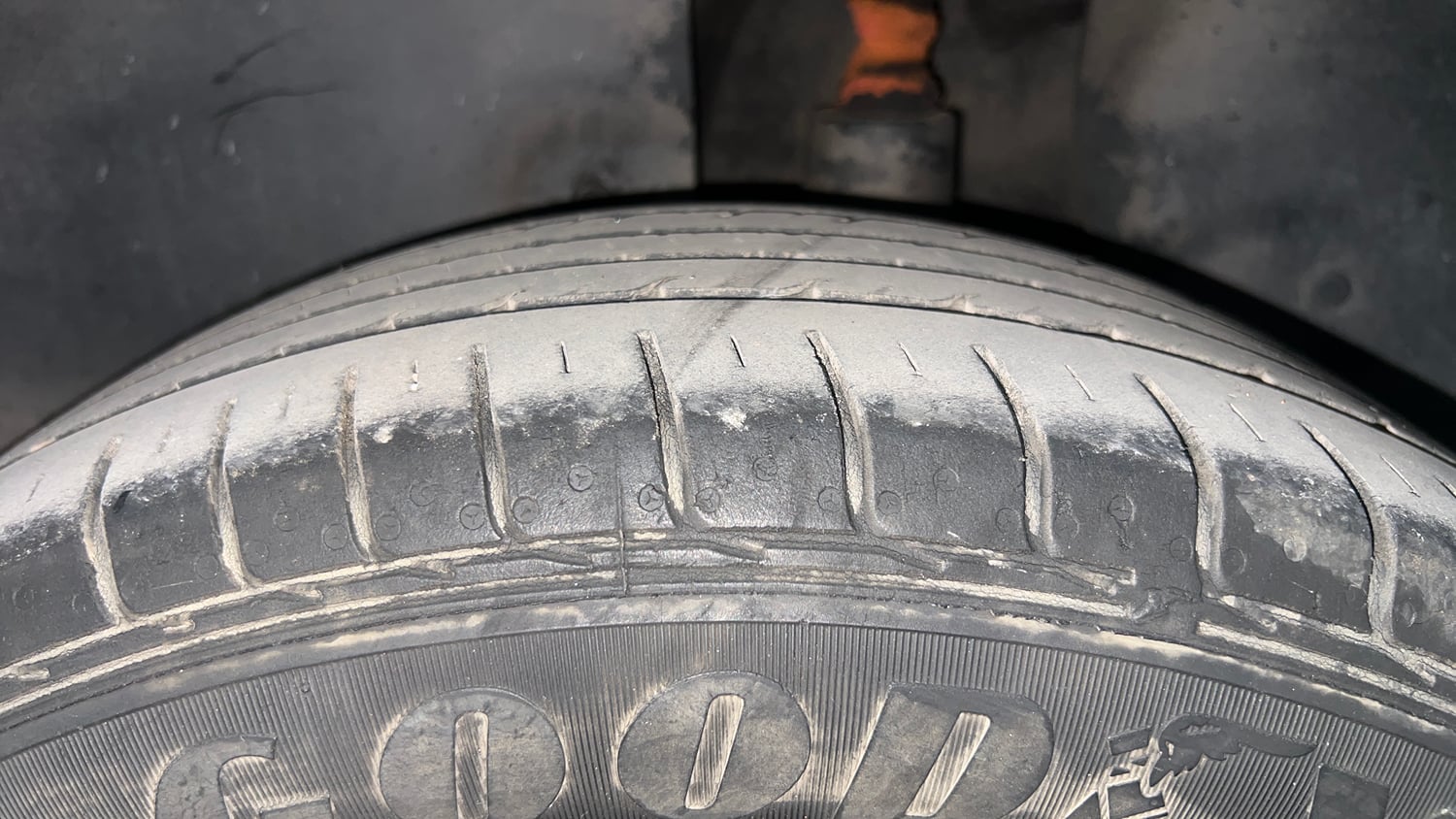 Used 2016 Hyundai Creta 1.6 SX Diesel Manual tyres LEFT REAR TYRE TREAD VIEW