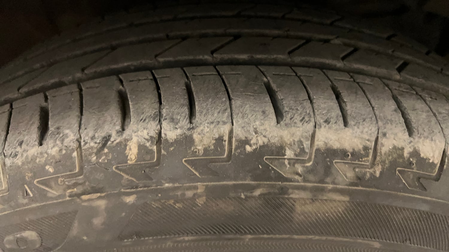 Used 2017 Honda WR-V S MT Petrol Petrol Manual tyres RIGHT FRONT TYRE TREAD VIEW