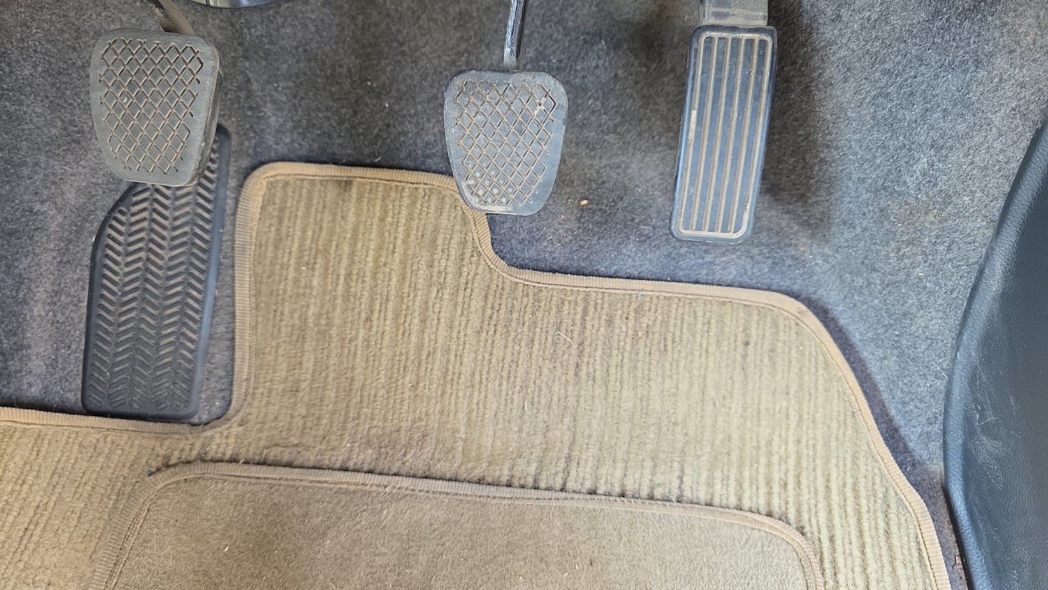 Used 2023 Honda Amaze VX 1.2 Petrol MT Petrol Manual interior PEDALS VIEW