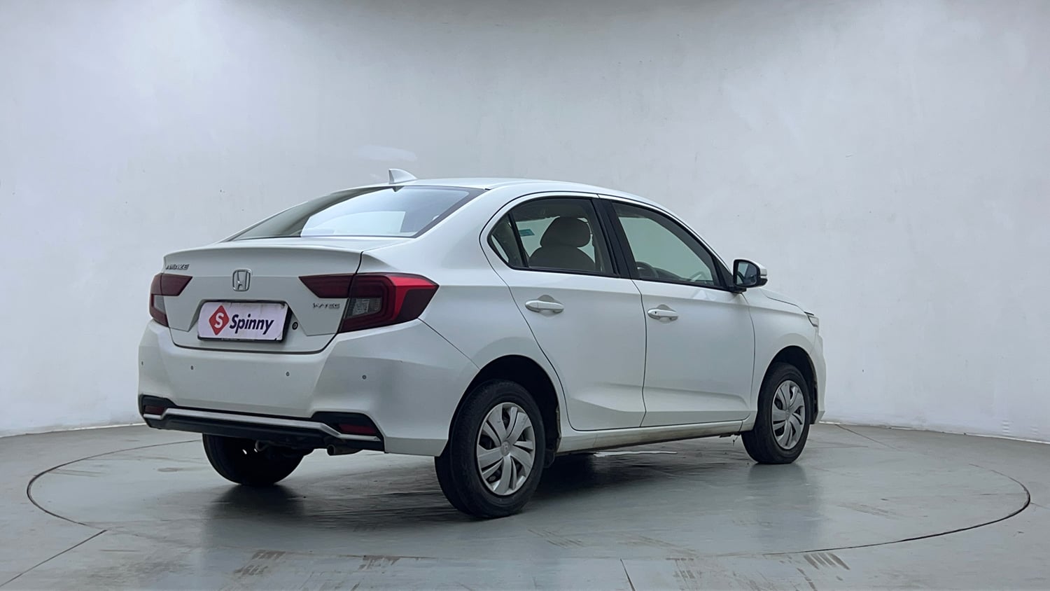 Used 2024 Honda Amaze S 1.2 Petrol CVT Petrol Automatic exterior RIGHT REAR CORNER VIEW