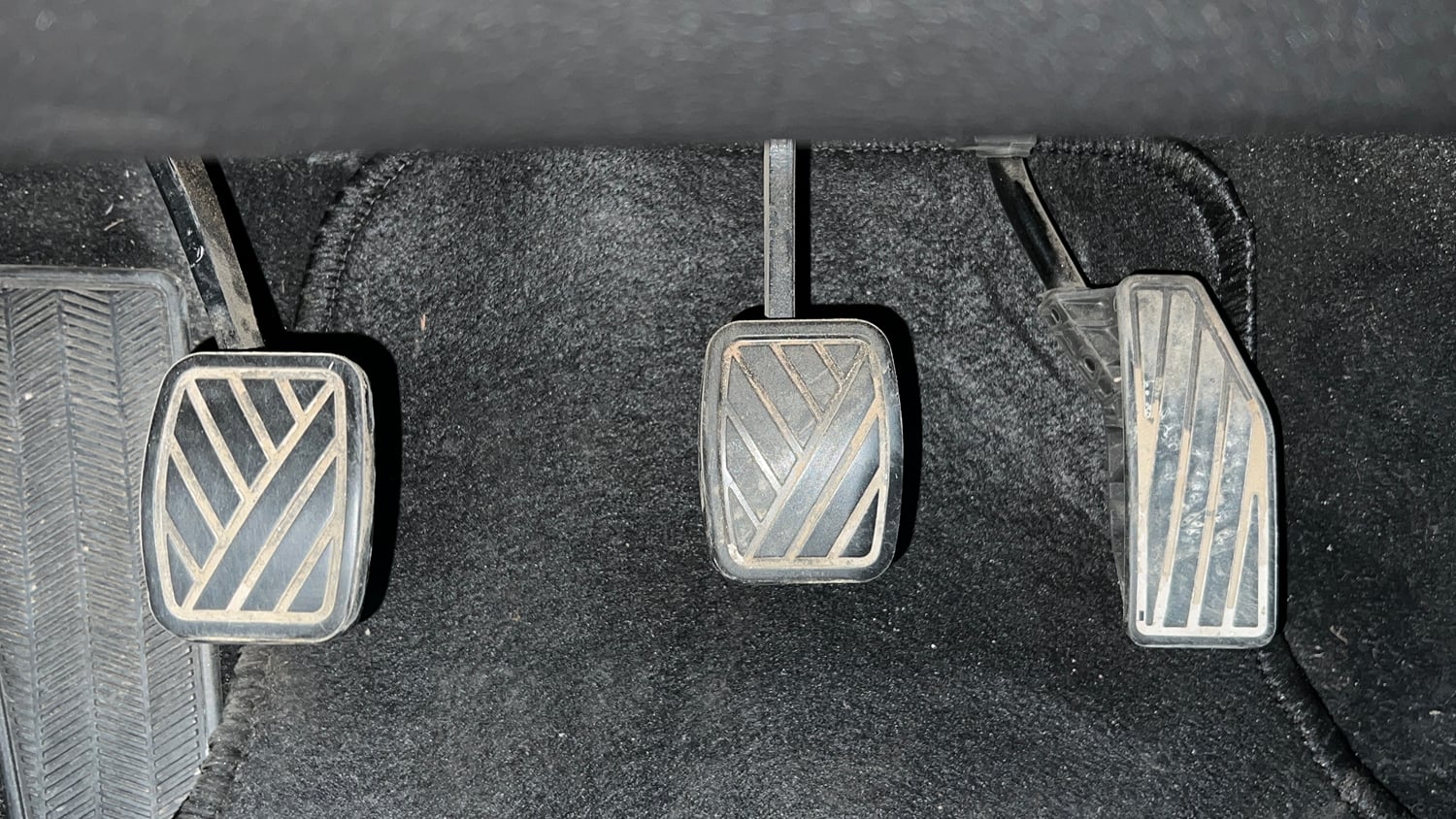 Used 2024 Maruti Suzuki Baleno Zeta MT Petrol Manual interior PEDALS VIEW