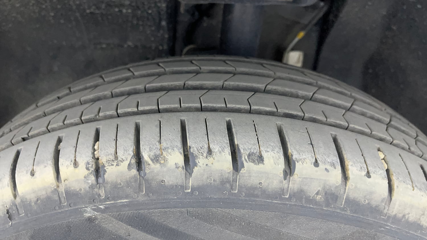 Used 2024 Tata Punch Creative Dual Tone AMT Petrol Automatic tyres LEFT FRONT TYRE TREAD VIEW
