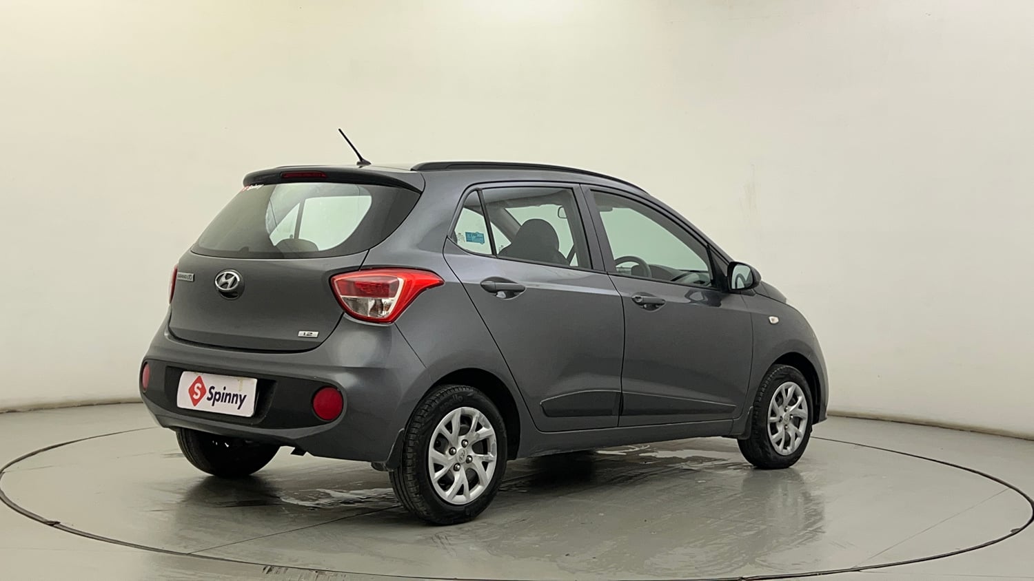 Used 2019 Hyundai Grand i10 Magna 1.2 Kappa VTVT Petrol Manual exterior RIGHT REAR CORNER VIEW