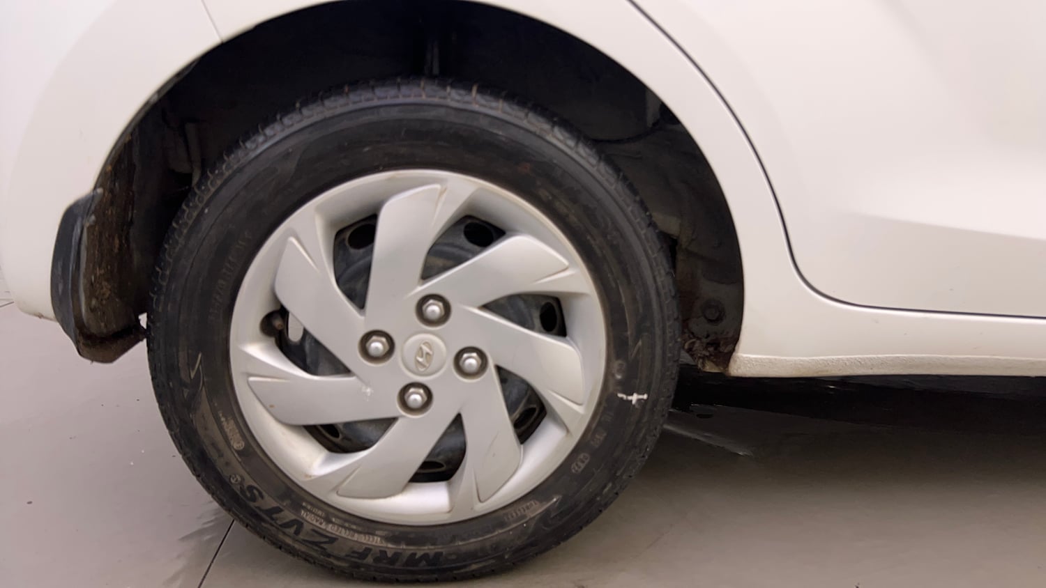 Used 2022 Hyundai Santro Sportz Petrol Manual tyres RIGHT REAR TYRE RIM VIEW