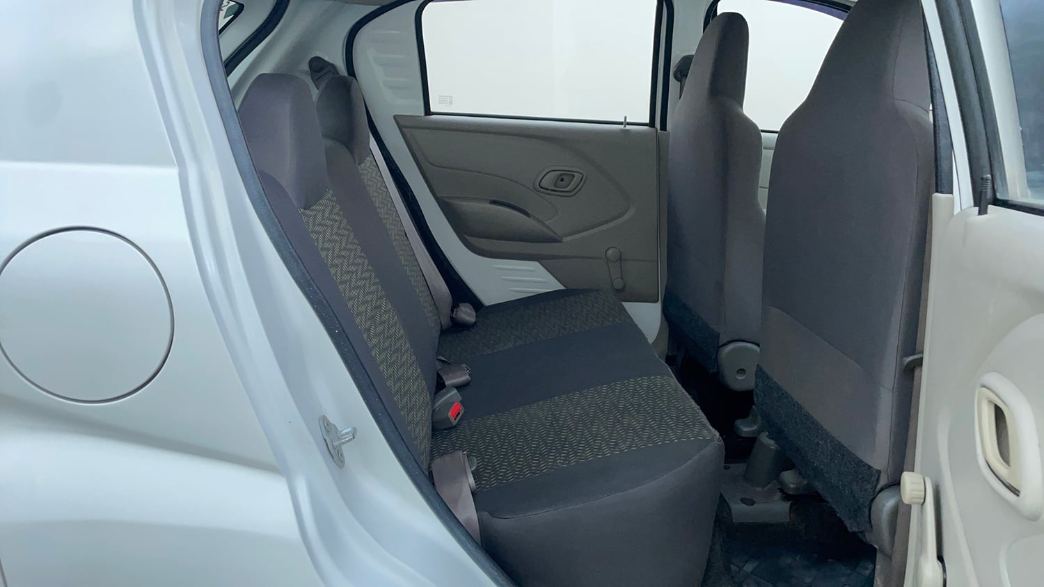 Used 2016 Datsun Redi-GO T (O) Petrol Manual interior RIGHT SIDE REAR DOOR CABIN VIEW