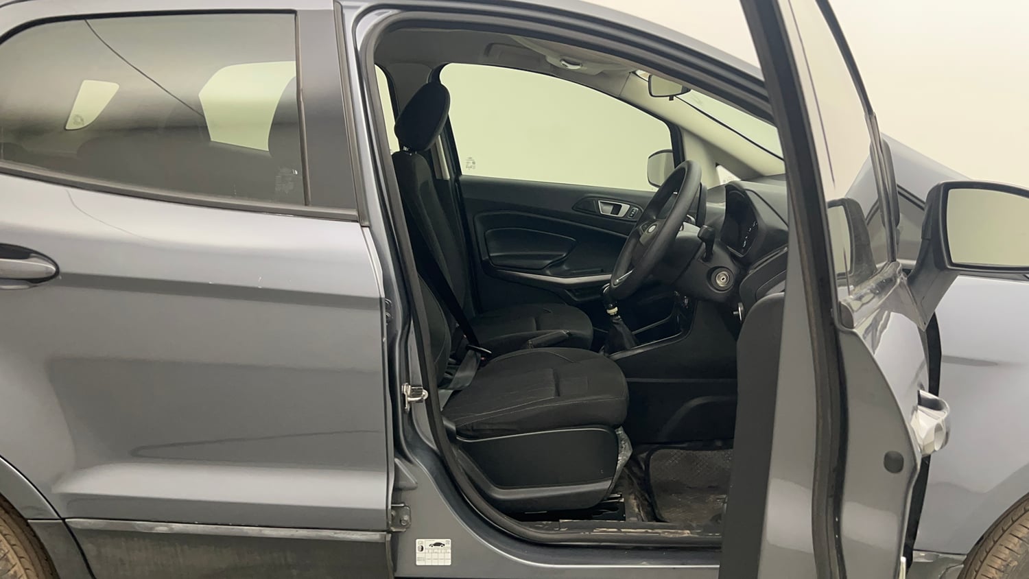 Used 2018 Ford EcoSport Trend 1.5L Ti-VCT Petrol Manual interior RIGHT SIDE FRONT DOOR CABIN VIEW