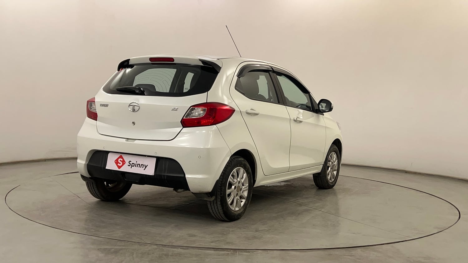 Used 2018 Tata Tiago Revotron XZ Petrol Manual exterior RIGHT REAR CORNER VIEW