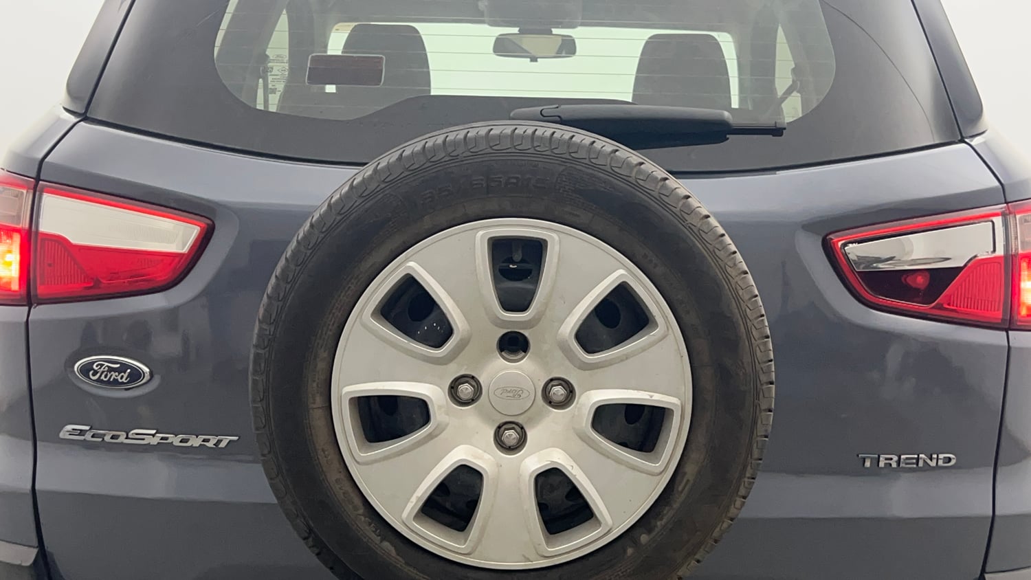 Used 2018 Ford EcoSport Trend 1.5L Ti-VCT Petrol Manual tyres SPARE TYRE VIEW