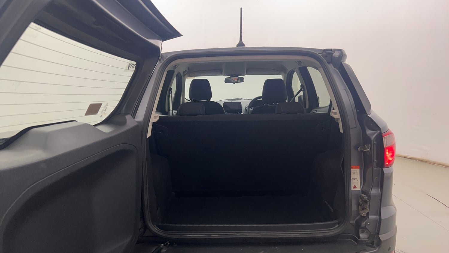 Used 2018 Ford EcoSport Trend 1.5L Ti-VCT Petrol Manual interior DICKY INSIDE VIEW