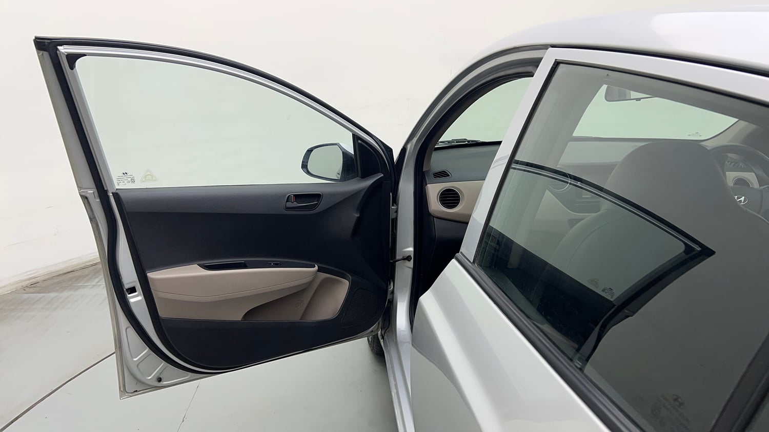 Used 2013 Hyundai Grand i10 Magna 1.2 Kappa VTVT Petrol Manual interior LEFT FRONT DOOR OPEN VIEW