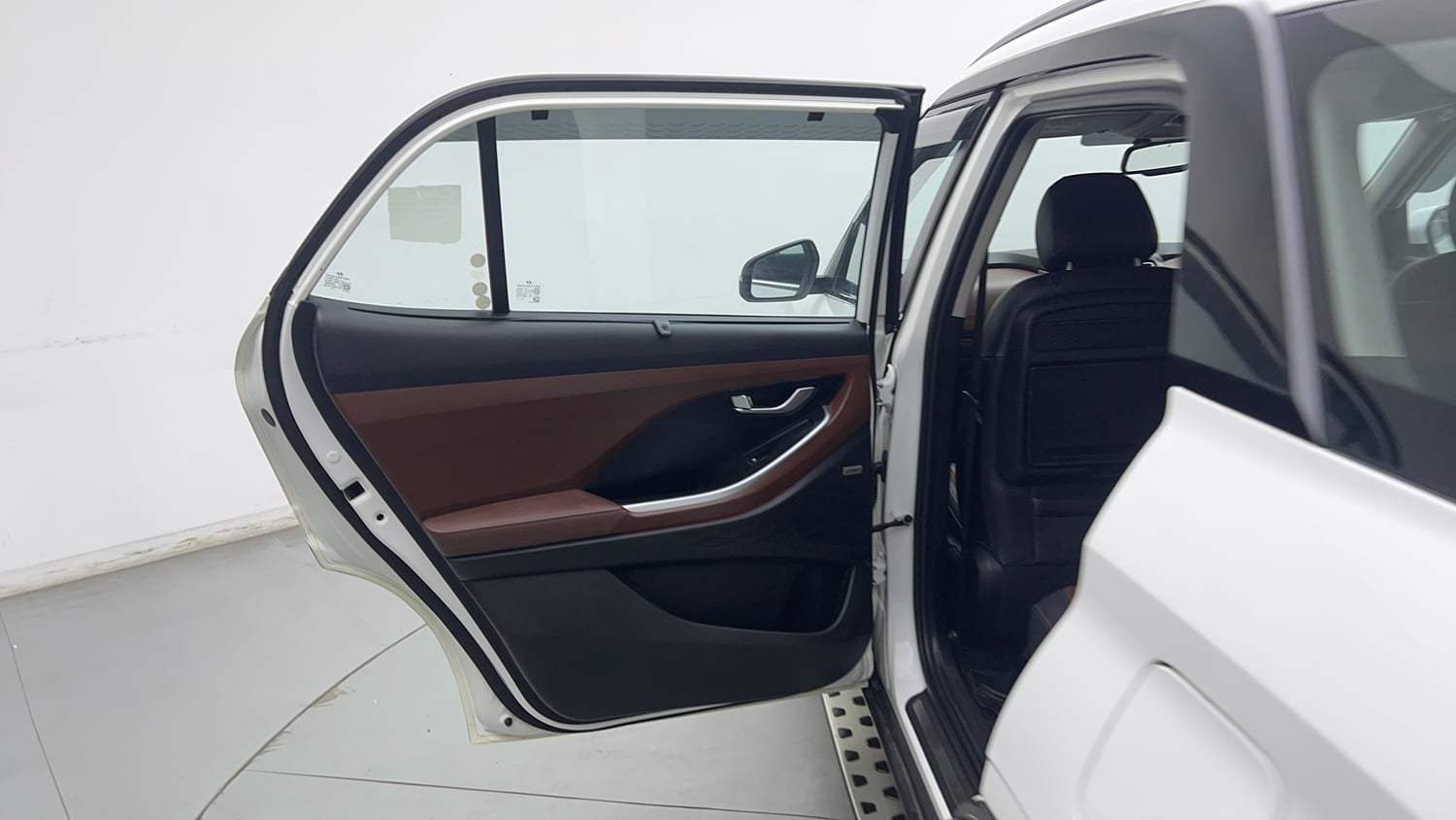 Used 2022 Hyundai Alcazar Signature (O) 6 STR 1.5 Diesel AT Diesel Automatic interior LEFT REAR DOOR OPEN VIEW