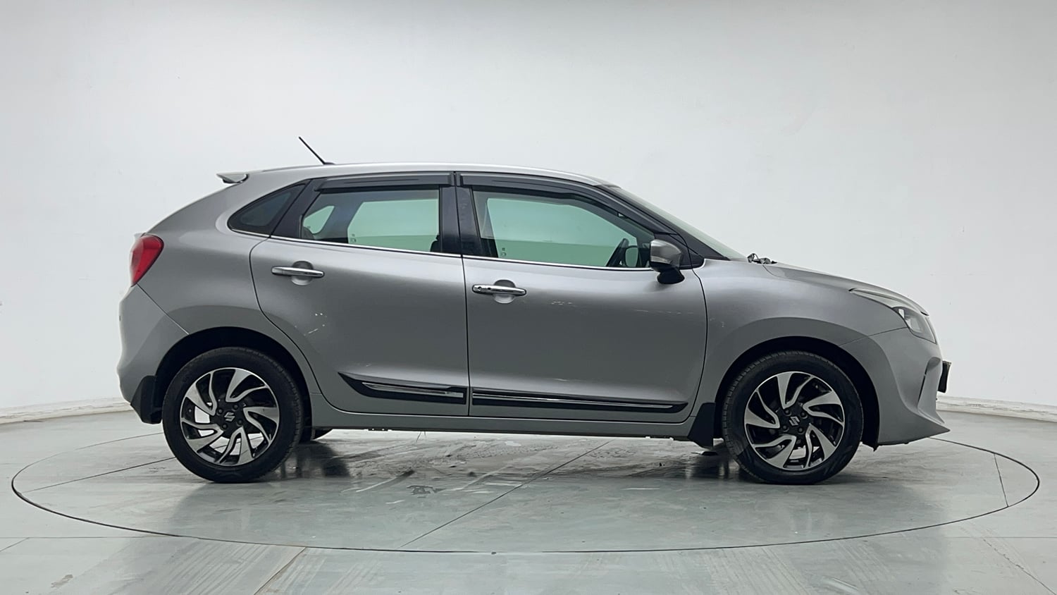 Used 2020 Maruti Suzuki Baleno Alpha Automatic Petrol Automatic exterior RIGHT SIDE VIEW