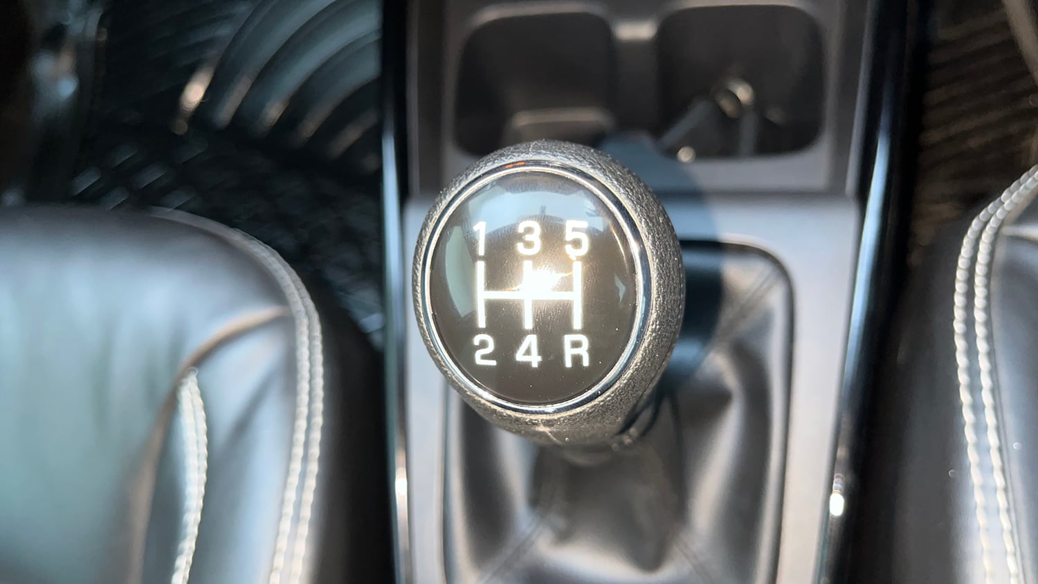 Used 2024 Toyota Glanza V Petrol Manual interior GEAR  KNOB VIEW