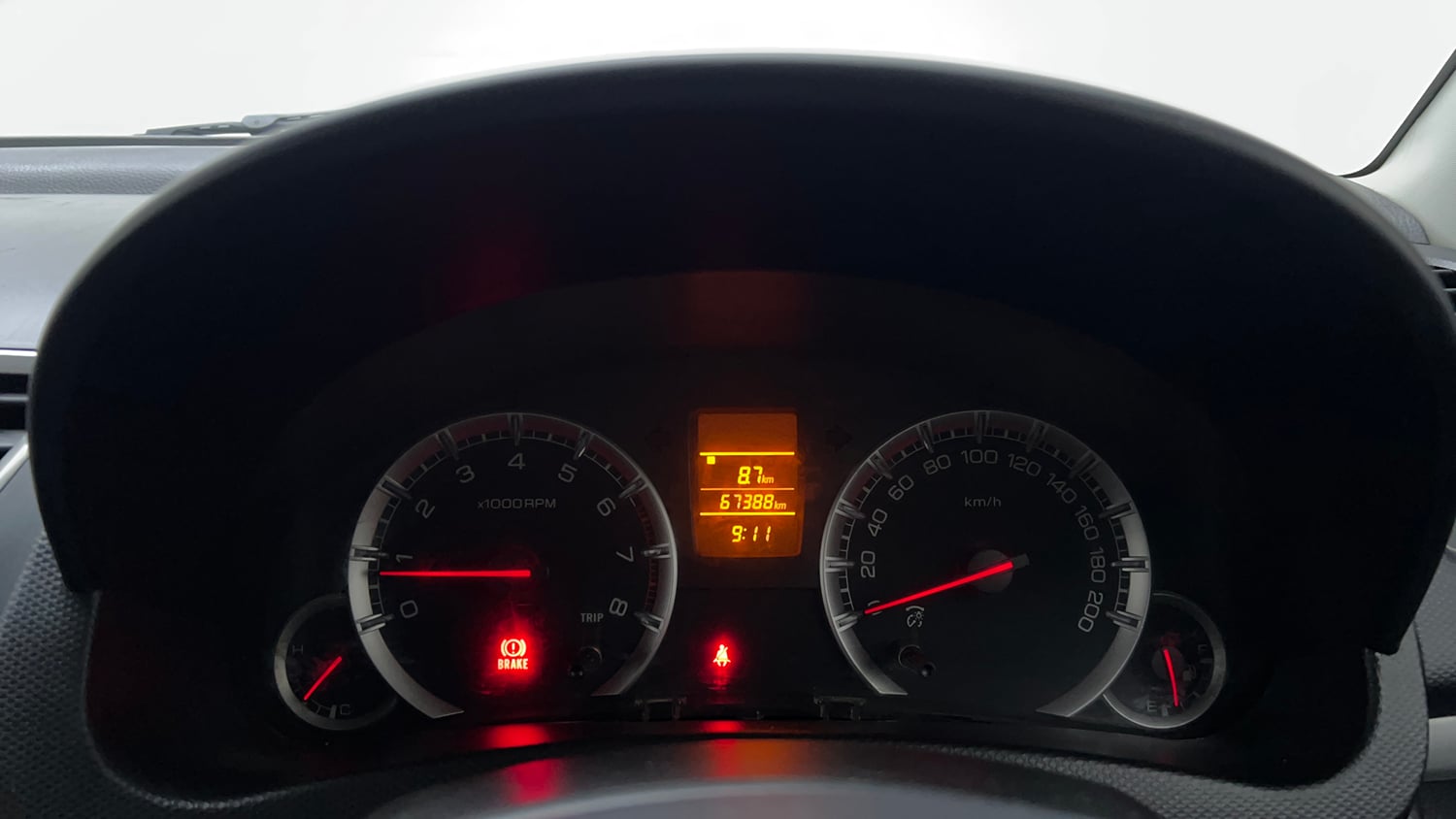 Used 2015 Maruti Suzuki Swift VXi Petrol Manual interior CLUSTERMETER VIEW