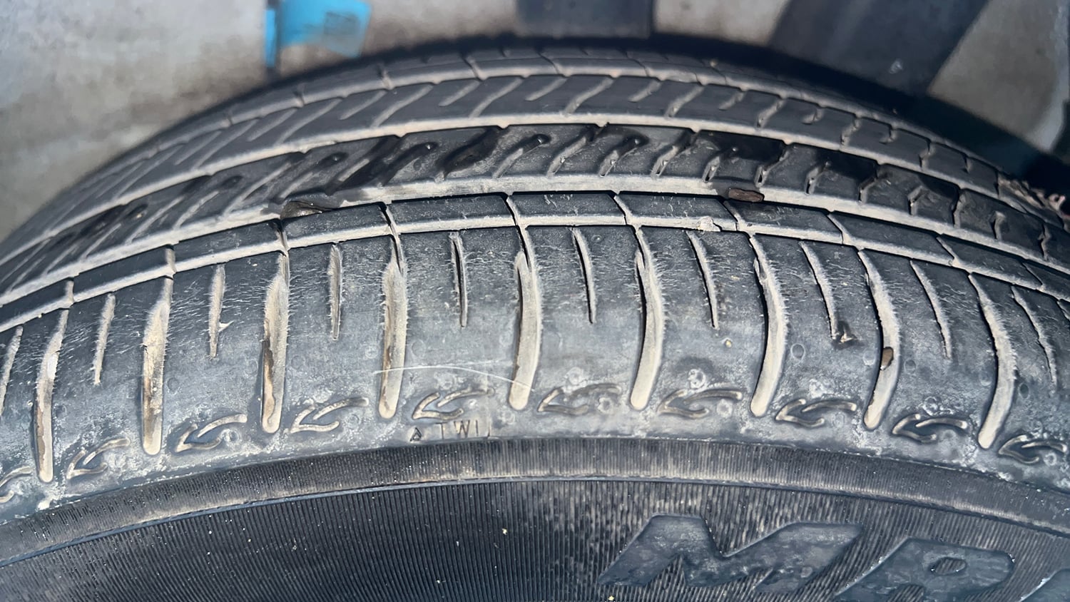 Used 2025 Hyundai Aura S 1.2 Petrol Petrol Manual tyres LEFT REAR TYRE TREAD VIEW