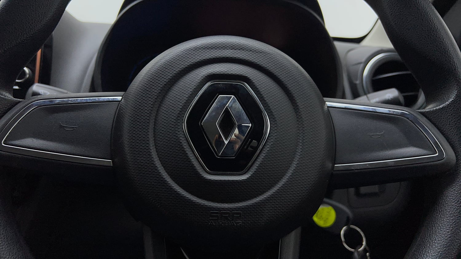 Used 2021 Renault Kwid CLIMBER 1.0 AMT Opt Petrol Automatic top_features Airbags