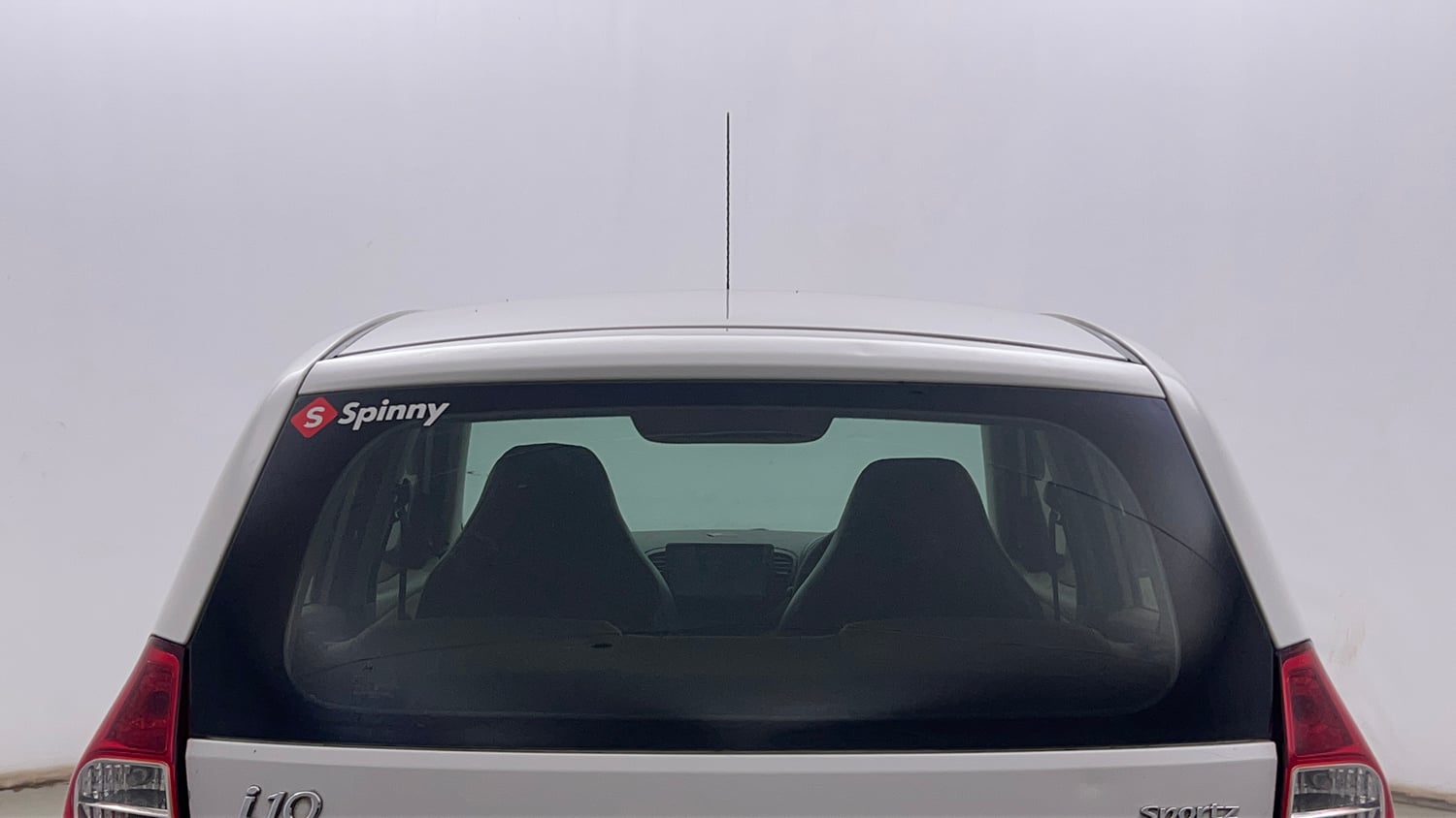 Used 2014 Hyundai i10 Sportz 1.1 iRDE2 Petrol Manual exterior BACK WINDSHIELD VIEW