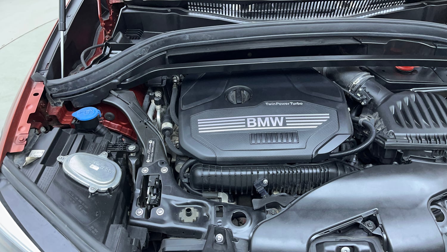 Used 2021 BMW X1 sDrive20i xLine Petrol Automatic engine ENGINE RIGHT SIDE VIEW