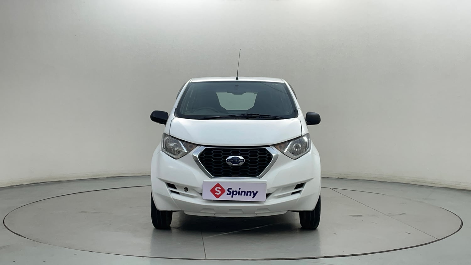 Used 2016 Datsun Redi-GO T (O) Petrol Manual exterior FRONT VIEW