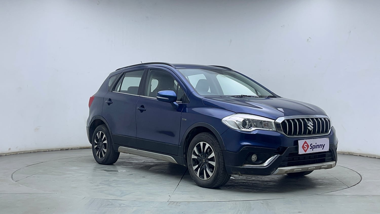 Used 2018 Maruti Suzuki S-Cross Zeta 1.3 Diesel Manual exterior RIGHT FRONT CORNER VIEW