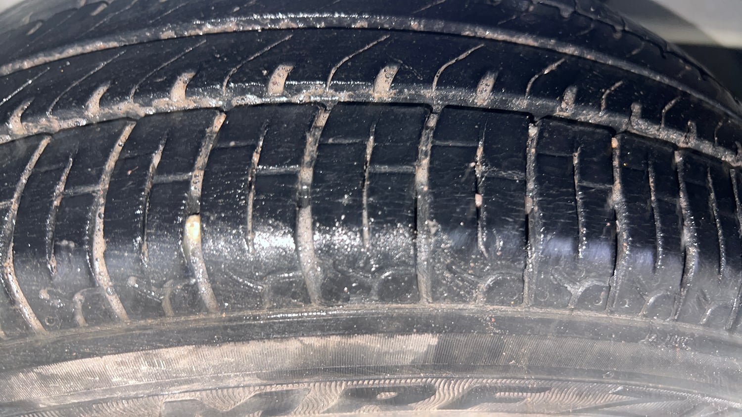 Used 2022 Hyundai Santro Sportz Petrol Manual tyres LEFT REAR TYRE TREAD VIEW