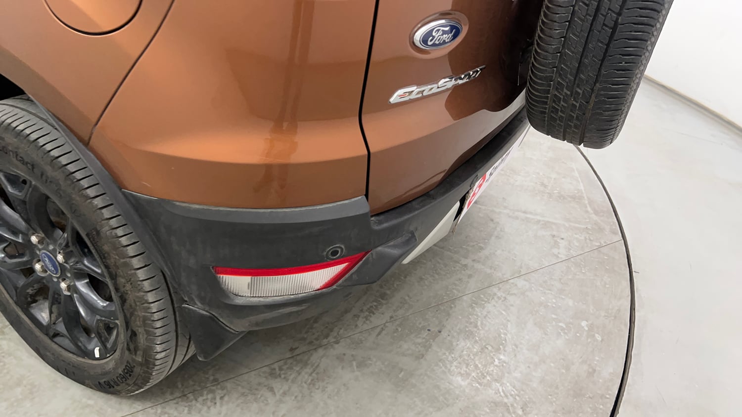 Used 2019 Ford EcoSport Titanium 1.5L TDCi Diesel Manual dents MINOR SCRATCH
