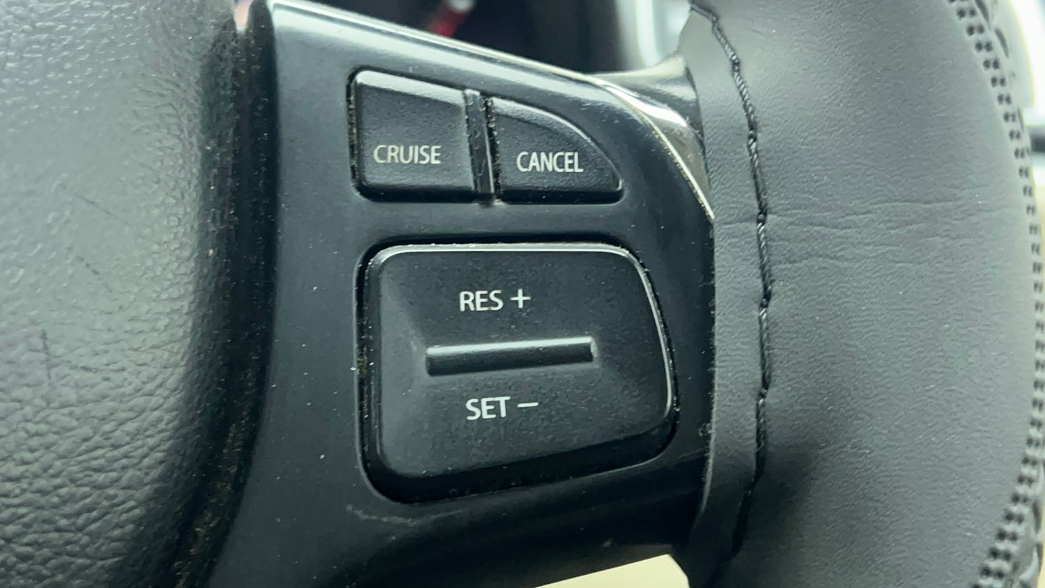 Used 2021 Maruti Suzuki Ciaz Zeta 1.5 Petrol Manual top_features Cruise control