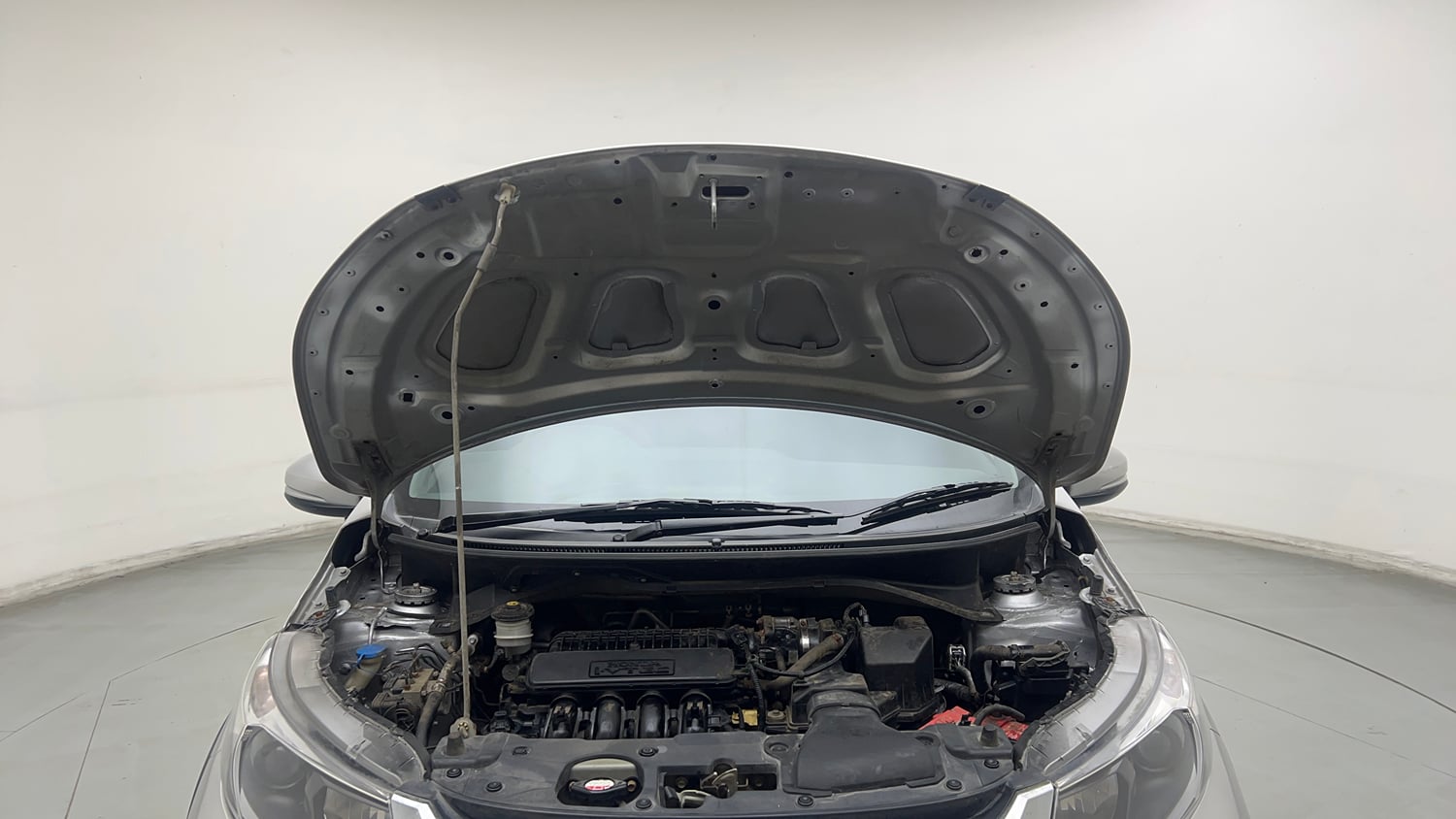 Used 2016 Honda BR-V S Petrol Petrol Manual engine ENGINE & BONNET OPEN FRONT VIEW