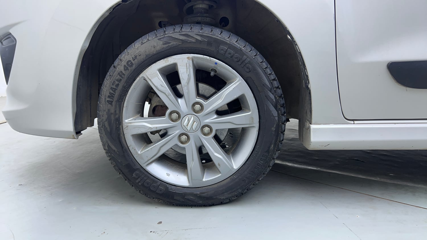 Used 2018 Maruti Suzuki Wagon R VXI+ (O) Petrol Manual tyres LEFT FRONT TYRE RIM VIEW