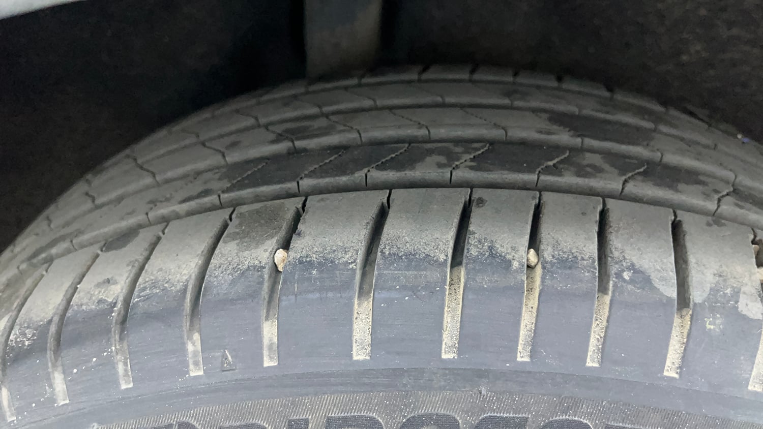 Used 2018 Ford EcoSport Titanium 1.5L TDCi Diesel Manual tyres RIGHT REAR TYRE TREAD VIEW