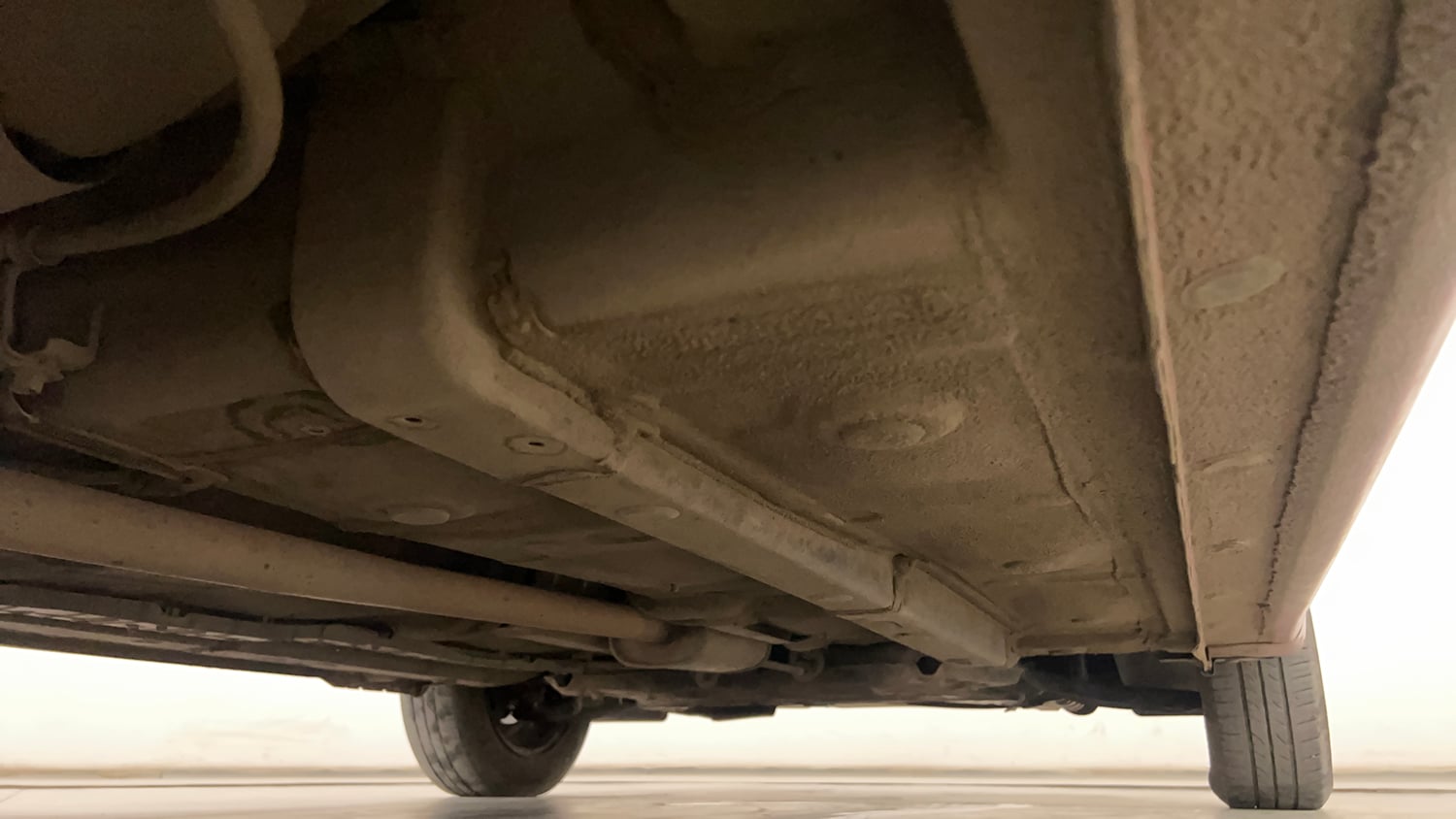 Used 2014 Hyundai Xcent S 1.2 Petrol Manual extra REAR RIGHT UNDERBODY VIEW