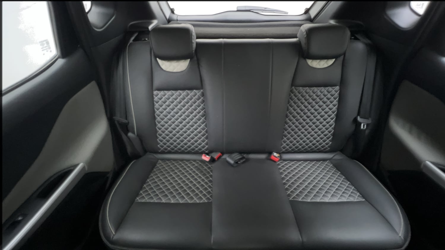 Used 2022 Nissan Magnite XE Petrol Manual interior REAR SEAT CONDITION VIEW