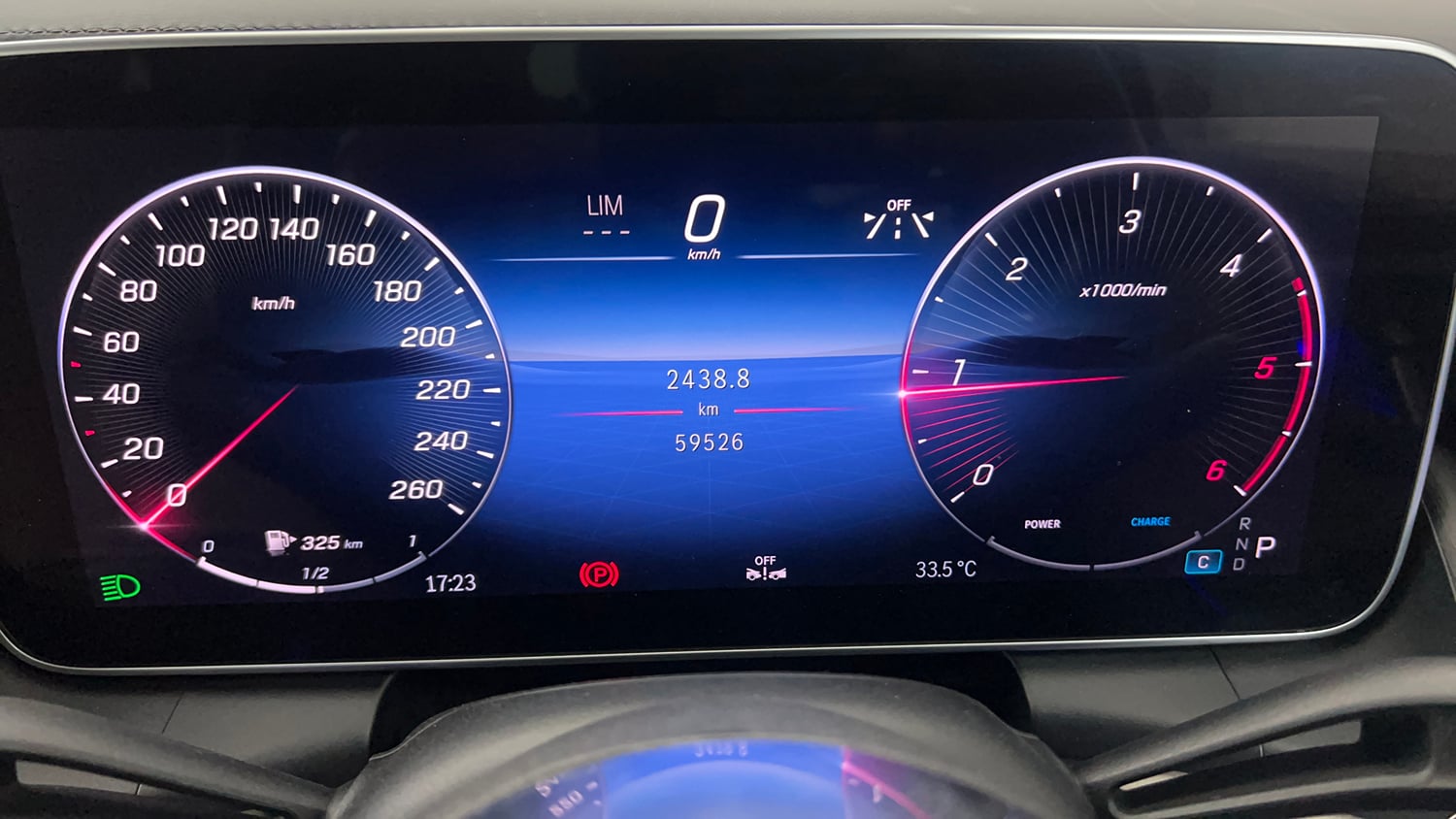 Used 2024 Mercedes-Benz GLC 220d 4MATIC Diesel Automatic interior CLUSTERMETER VIEW