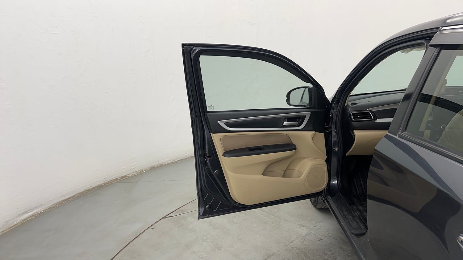 Used 2022 Honda Amaze VX CVT 1.2 Petrol Petrol Automatic interior LEFT FRONT DOOR OPEN VIEW