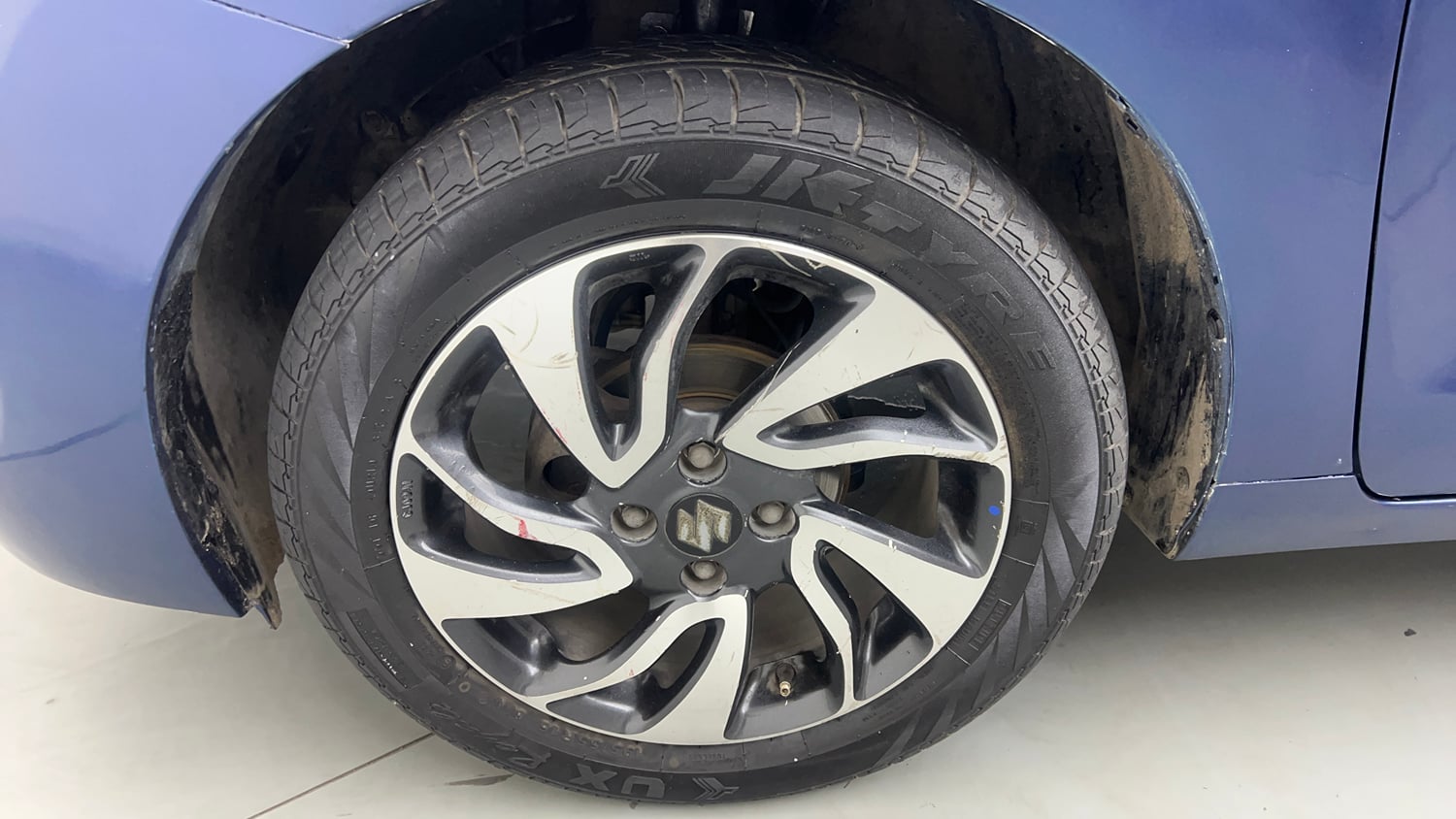 Used 2019 Maruti Suzuki Baleno Zeta Automatic Petrol Automatic tyres LEFT FRONT TYRE RIM VIEW