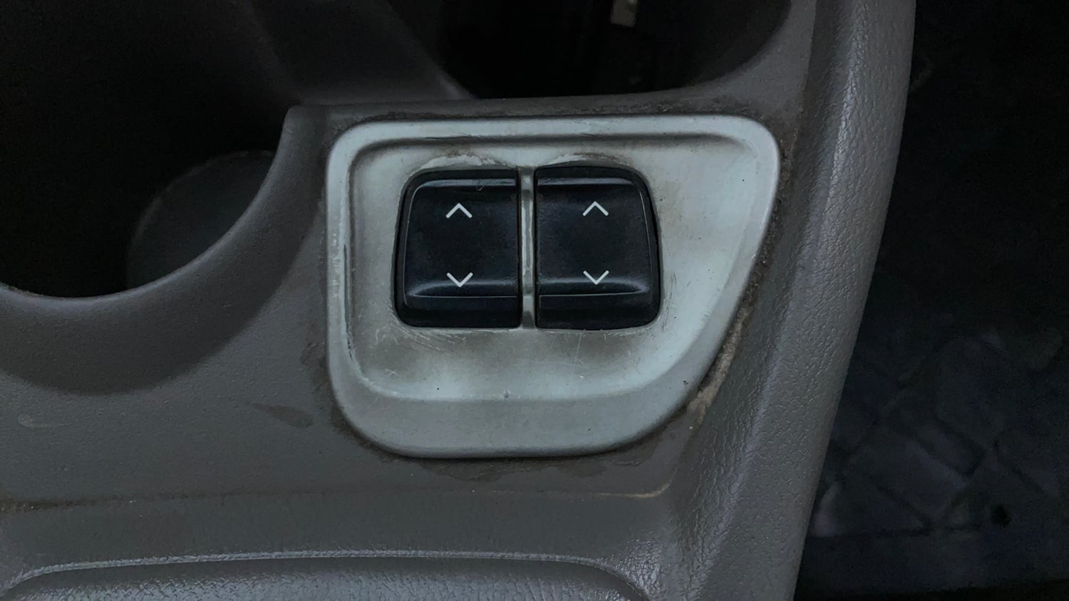 Used 2016 Datsun Redi-GO T (O) Petrol Manual top_features Power windows