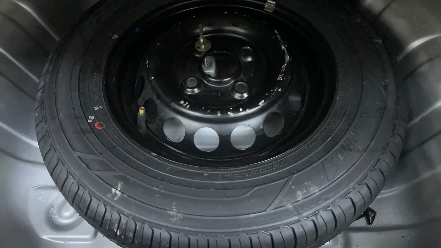 Used 2014 Maruti Suzuki Alto 800 Lxi Petrol Manual tyres SPARE TYRE VIEW