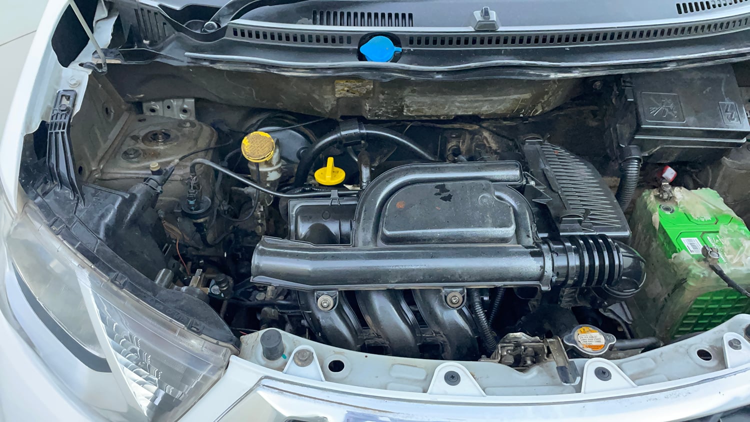 Used 2016 Datsun Redi-GO T (O) Petrol Manual engine ENGINE RIGHT SIDE VIEW