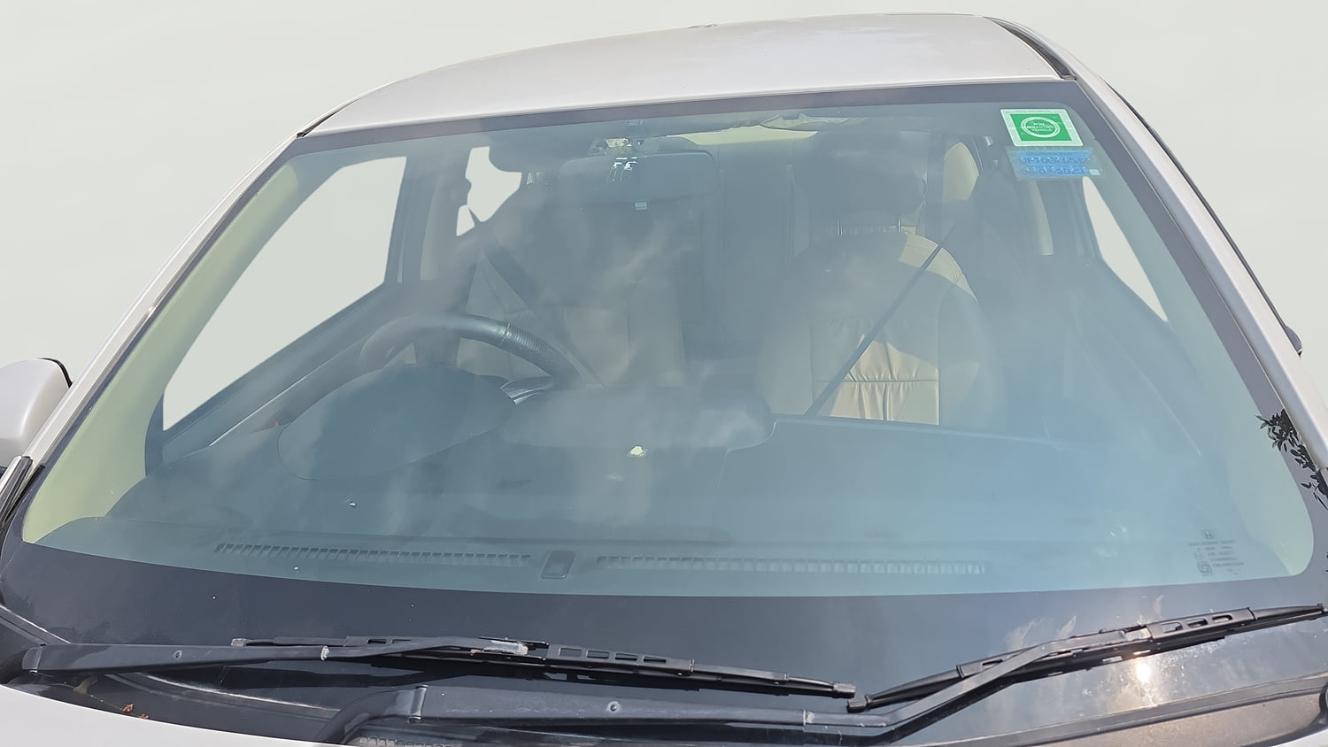 Used 2023 Honda Amaze VX 1.2 Petrol MT Petrol Manual exterior FRONT WINDSHIELD VIEW