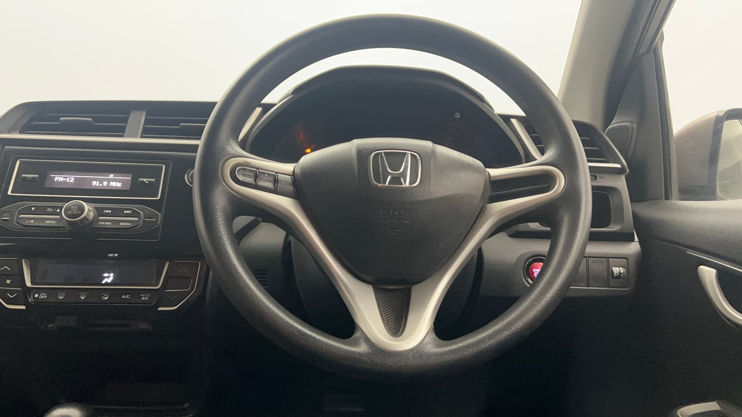 Used 2017 Honda BR-V V CVT Petrol Petrol Automatic interior STEERING VIEW