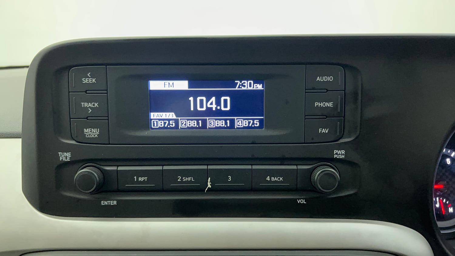 Used 2025 Hyundai Grand i10 Nios Magna 1.2 Kappa Petrol Manual interior MUSIC SYSTEM & AC CONTROL VIEW