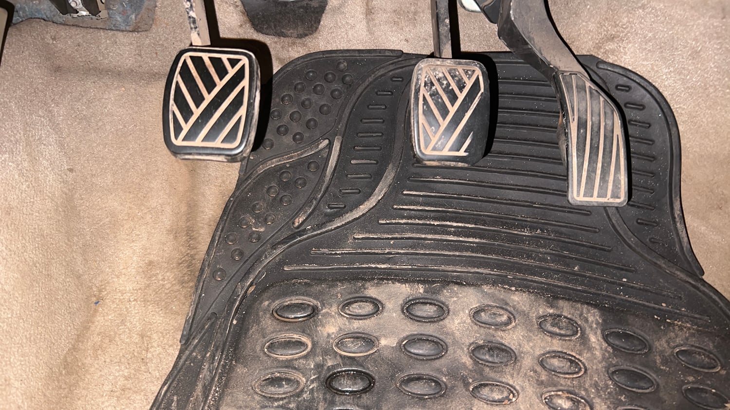 Used 2012 Maruti Suzuki Swift Dzire VXI Petrol Manual interior PEDALS VIEW